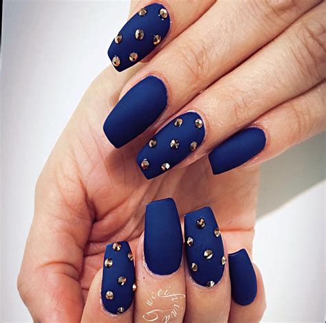 royal blue matte nails